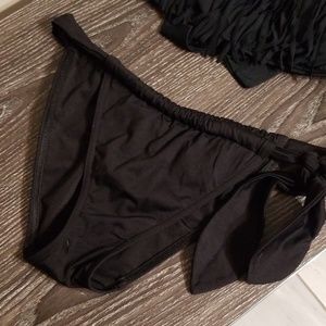 Victoria's Secret Swim - Black Fringe Bikini Victoria's Secret Swim - Black Fringe Bikini